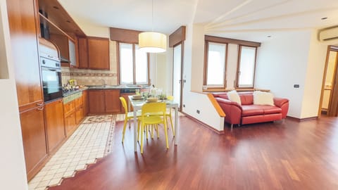 Apartment (2 Bedrooms) | Living area | TV