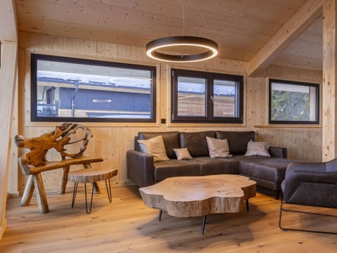 Chalet | Living area