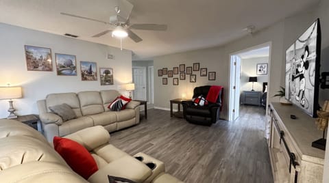 House, Multiple Beds, Pool Access, Pool View (Starlight and Shells) | Living area
