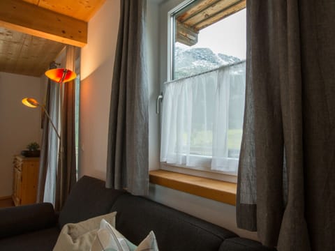 Chalet | Living area