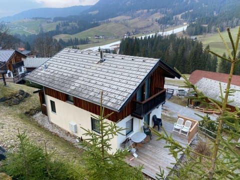 Chalet | Exterior