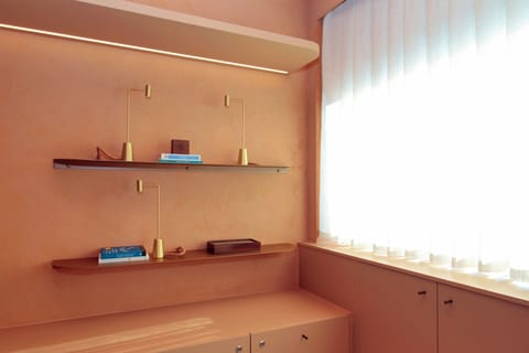 Deluxe Apartment, City View | Interior