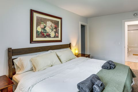 House (5 Bedrooms) | Interior