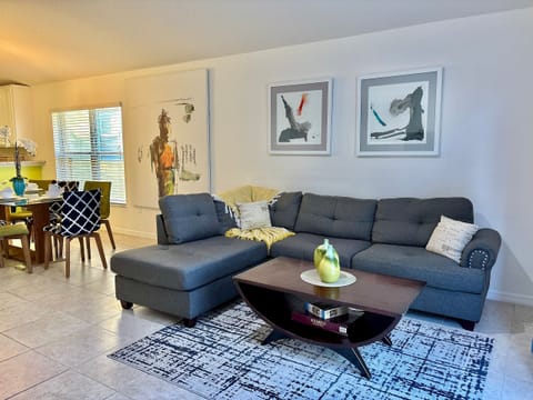 Basic Villa | Living area