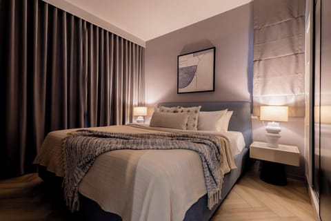Superior Apartment, Balcony, Courtyard View | WiFi, bed sheets