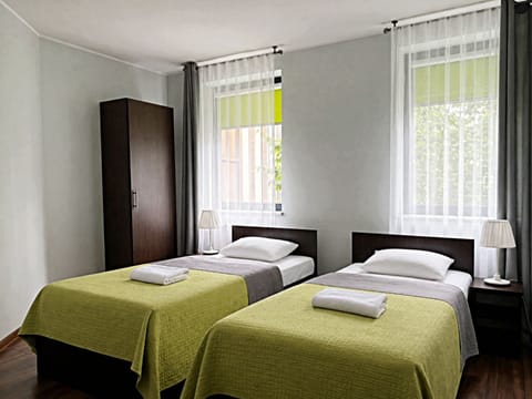 Comfort Apartment | Iron/ironing board, WiFi (free)