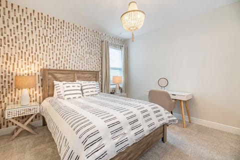 House, Multiple Beds, Pool View (EC404 - The Beautifully Bright Estate) | 7 bedrooms, individually decorated, individually furnished, bed sheets