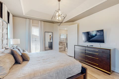 House, Multiple Beds, Pool View (EC418 - The Rock 'n' Roll Villa) | 6 bedrooms, individually decorated, individually furnished, bed sheets