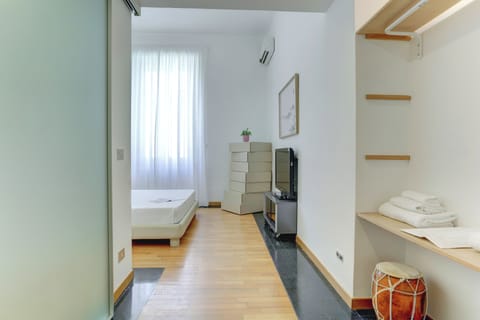 Condo, City View | Laptop workspace, iron/ironing board, WiFi (free)