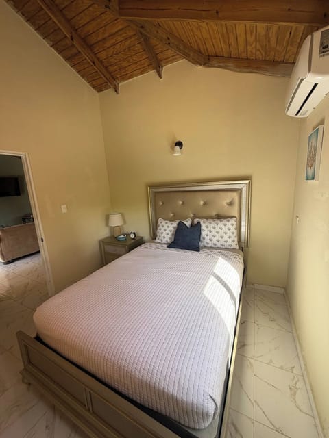 House, 5 Bedrooms, Smoking, Private Pool | 5 bedrooms