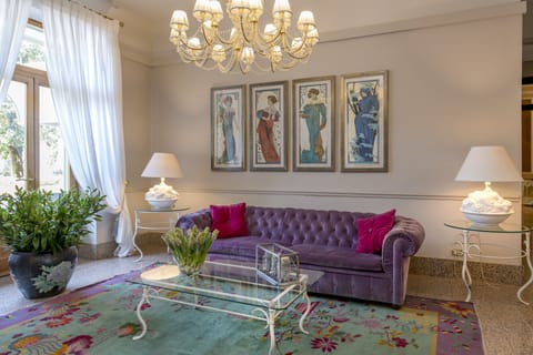 Lobby sitting area