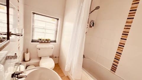 Executive Double Room, Ensuite (Executive) | Bathroom