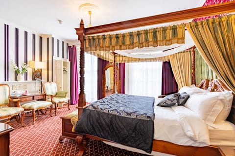 Suite, Ensuite (Georgian)