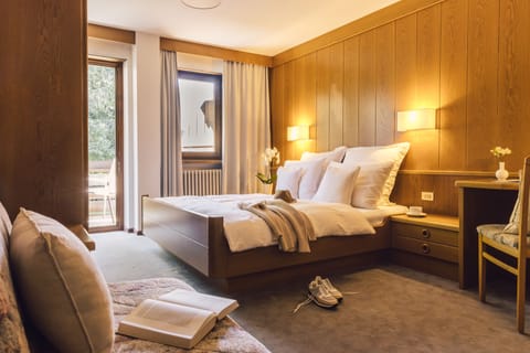 Double Room (Waldblick) | Down comforters, in-room safe, desk, blackout drapes