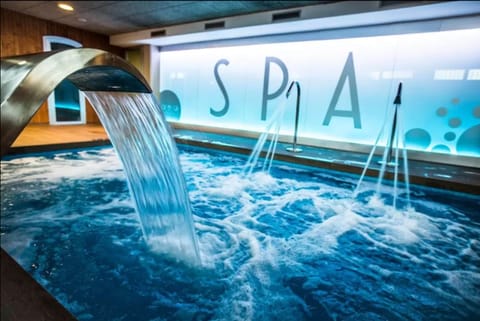 Sauna, steam room, Turkish bath