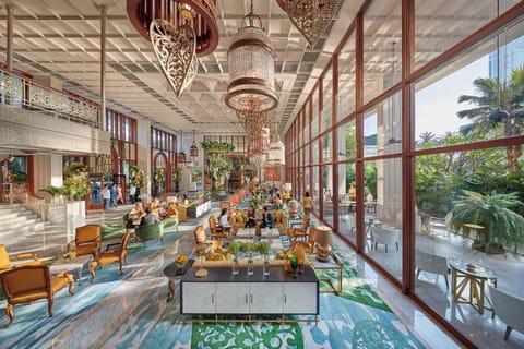 Lobby lounge