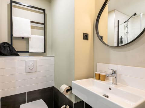 In-room safe, desk, soundproofing, iron/ironing board