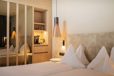Comfort Double Room | Premium bedding, minibar, in-room safe, desk