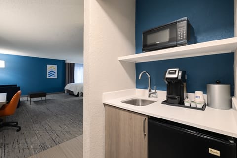 Suite, 2 Double Beds | In-room safe, desk, laptop workspace, blackout drapes