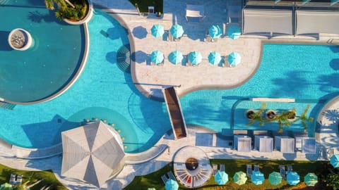 Seasonal outdoor pool, open 10:00 AM to 6:30 PM, cabanas (surcharge)