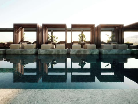 Seasonal outdoor pool, pool umbrellas, sun loungers