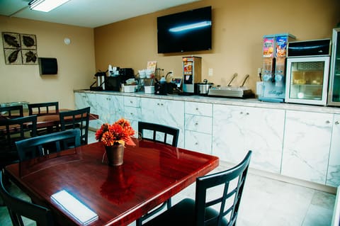 Free daily full breakfast