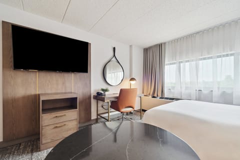 Standard Room, 2 Queen Beds (Worklife) | Room amenity