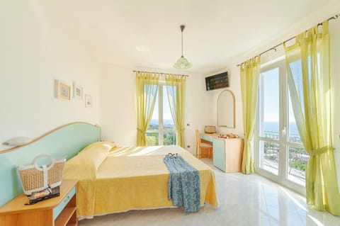 In-room safe, desk, free WiFi, bed sheets