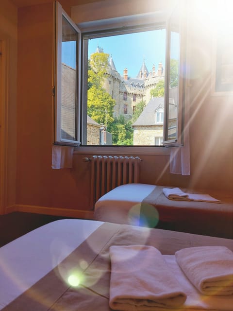 Standard Twin Room | Desk, blackout drapes, iron/ironing board, free WiFi