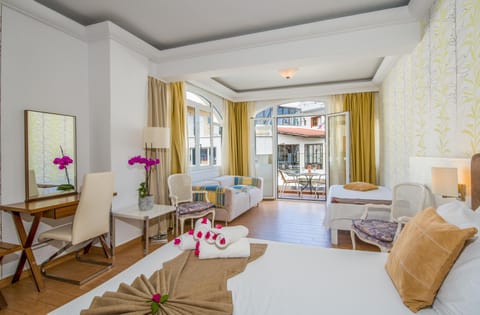 Superior Family Room | In-room safe, individually decorated, soundproofing, free WiFi