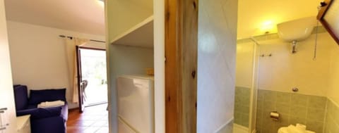 Premium bedding, in-room safe, soundproofing, cribs/infant beds