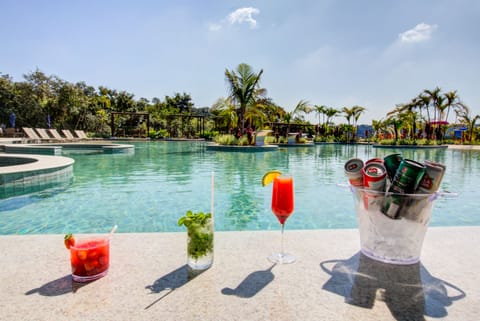 2 outdoor pools, open 9:00 AM to 8:00 PM, sun loungers