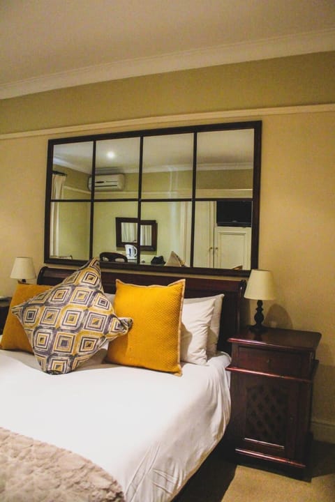 Double or Twin Room | In-room safe, desk, free WiFi, bed sheets