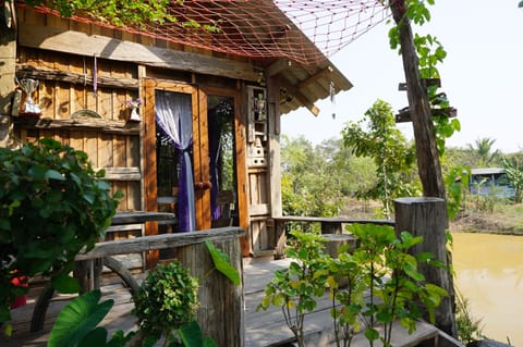 Cottage | Balcony