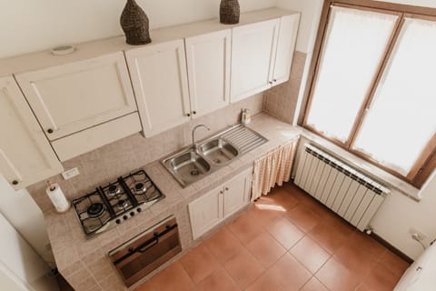 Apartment, 2 Bedrooms (6pax) | Private kitchen | Full-size fridge, stovetop, cookware/dishes/utensils