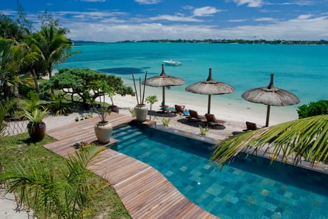 Room, Beachside | Outdoor pool | Outdoor pool, sun loungers