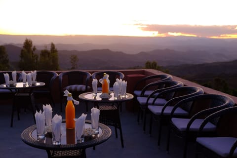 Double or Twin Room, Mountain View | Premium bedding, down comforters, in-room safe, desk
