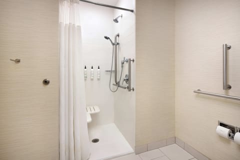 Pillowtop beds, in-room safe, desk, laptop workspace