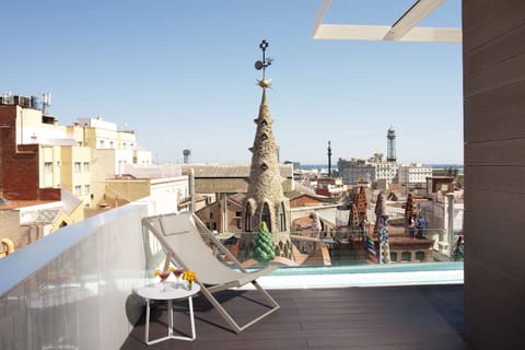 Sundeck