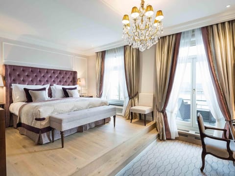 Premium bedding, minibar, in-room safe, individually decorated