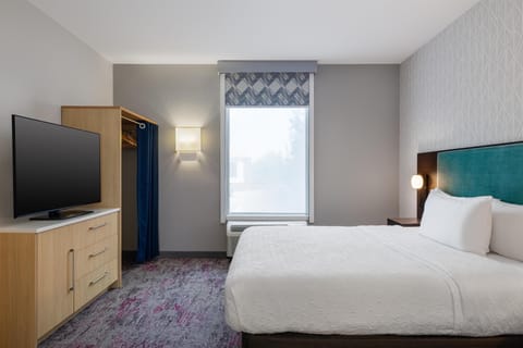 Premium bedding, desk, blackout drapes, iron/ironing board