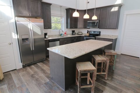 Townhome, 4 Bedrooms & 4 Bathrooms | Private kitchen | Fridge, microwave, oven, stovetop