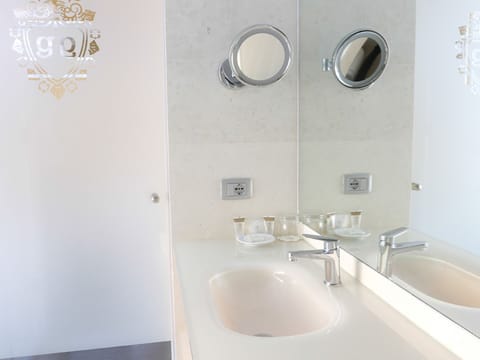 Minibar, in-room safe, individually decorated, desk