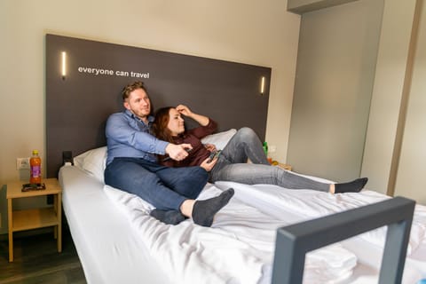 Twin Room | Free WiFi, bed sheets