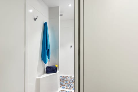 Shower, eco-friendly toiletries, toilet paper