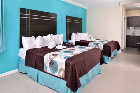 1 bedroom, desk, iron/ironing board, rollaway beds