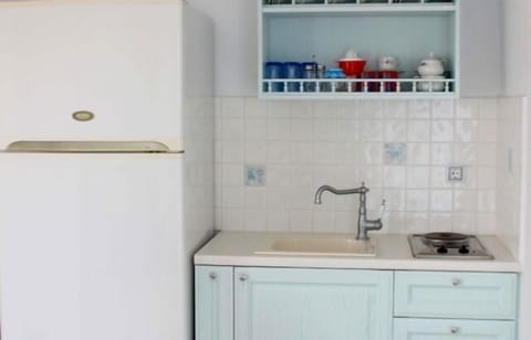 Villa, 3 Bedrooms | Private kitchenette | Full-size fridge, oven, dishwasher, coffee/tea maker