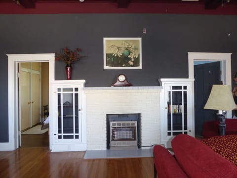 House, 2 Bedrooms | 2 bedrooms, Egyptian cotton sheets, premium bedding, blackout drapes