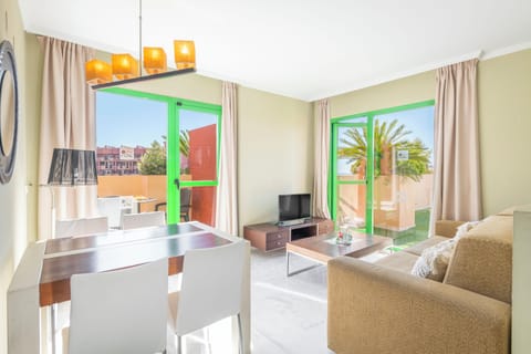 Superior Suite, Terrace, Sea View (Sky) | 1 bedroom, minibar, soundproofing, iron/ironing board