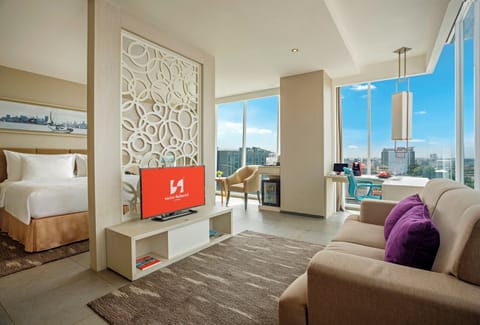 Executive Suite, City View | Minibar, in-room safe, desk, laptop workspace